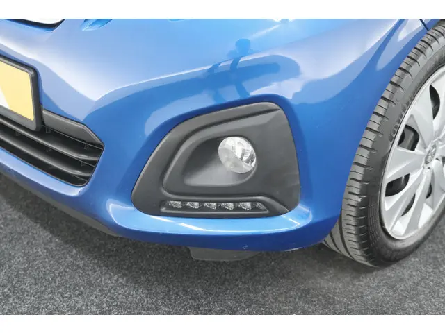 Peugeot 108 1.0 e-VTi Active TOP! 2019 Benzine 18