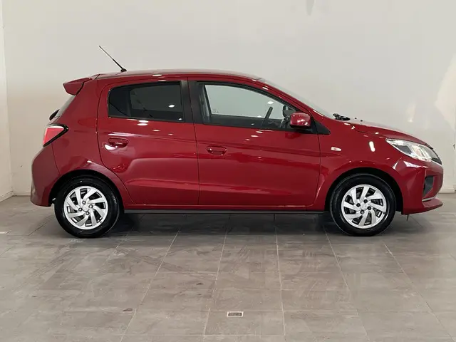 Mitsubishi Space Star 1.2 Dynamic 2024 Benzine 29