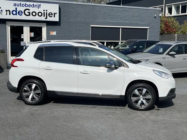 Peugeot 2008 2