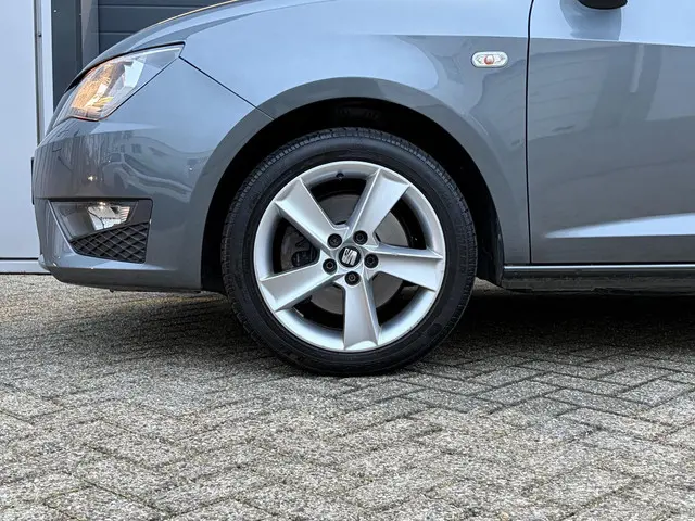 SEAT Ibiza 1.0 EcoTSI FR Connect 2015 Benzine 6
