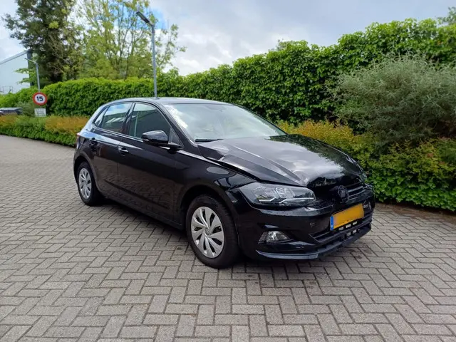 Volkswagen Polo 2