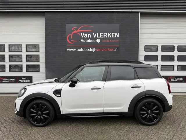 MINI Countryman 3