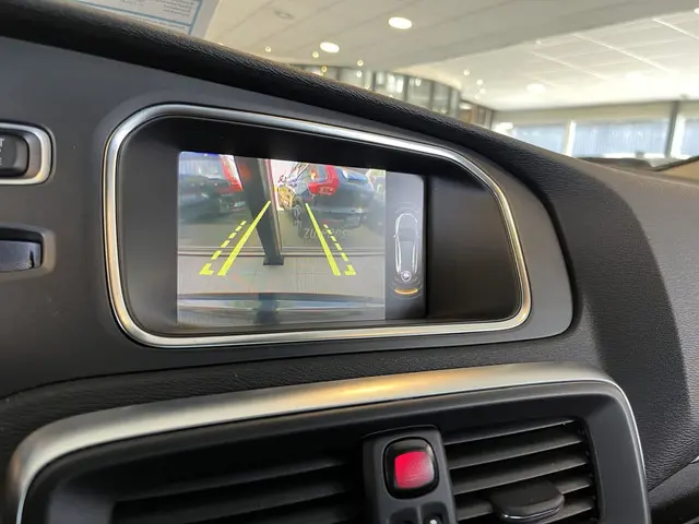 Volvo V40 Cross Country T3 Polar+ Luxury 2019 Benzine 26