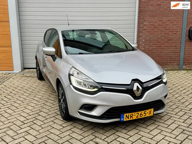 Renault Clio 1.2 TCe Intens Automaat 2017 Benzine