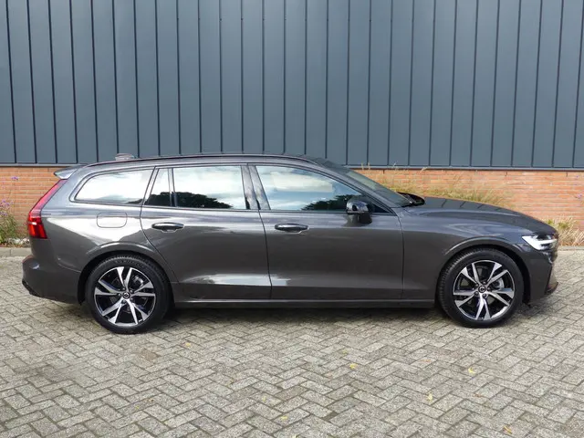 Volvo V60 2