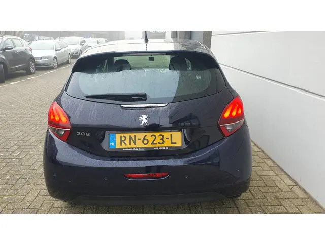 Peugeot 208 1.2 PureTech Blue Lion 2017 Benzine 5