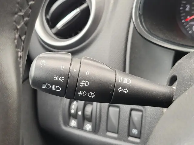 Renault Clio 0.9 TCe Limited 2018 Benzine 19