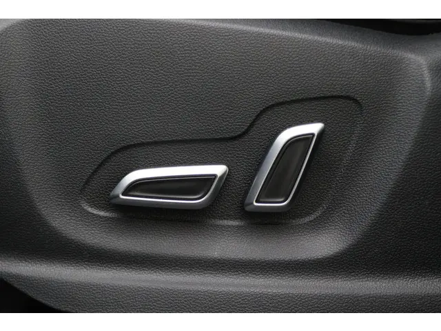 MG EHS 1.5 TGDI Comfort 2022 Hybride Benzine 11