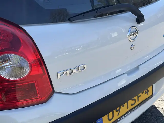 Nissan Pixo 1.0 Look 2012 Benzine 18