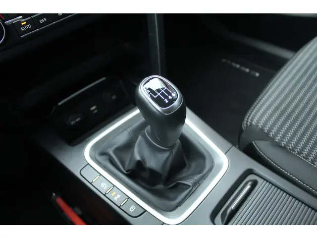 Kia Ceed Sportswagon 1.5 T-GDi DynamicLine 2022 Benzine 17