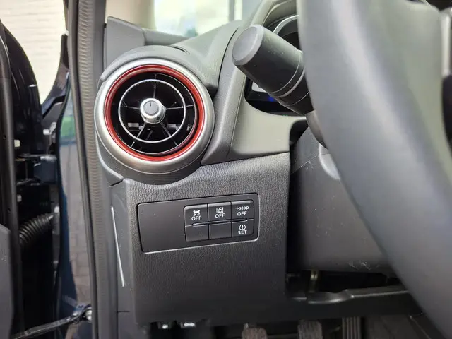 Mazda 2 1.5 Skyactiv-G Sportive 2023 Benzine 15