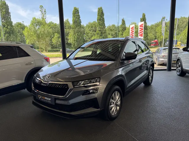 Škoda Karoq 1.5 TSI DSG ACT Ambition 2024 Benzine