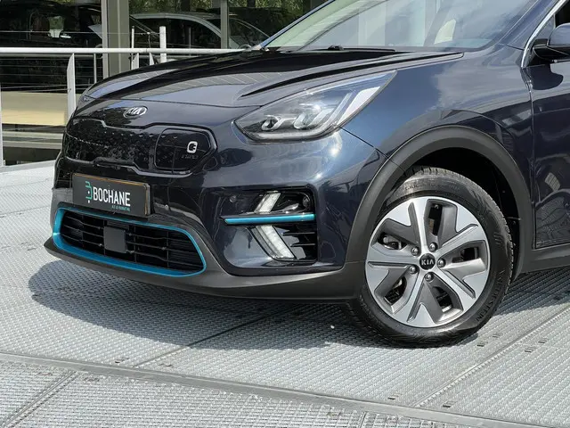 Kia e-Niro DynamicPlusLine 64 kWh 2021 Elektrisch 16