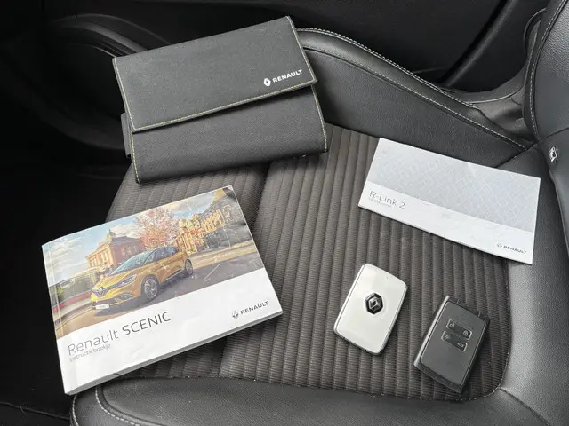 Renault Grand Scénic 1.3 TCe Bose 2019 Benzine 12