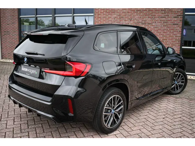 BMW X1 xDrive25e M-Sport 2023 Hybride Benzine 81