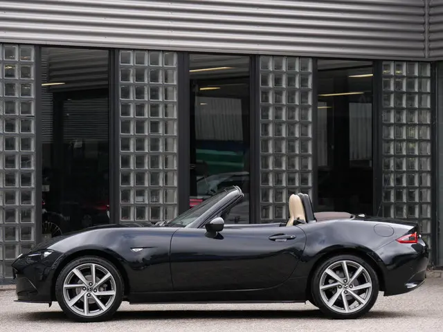 Mazda MX-5 1.5 CHAIRO/ LEER/ BOSE/ 18INCH/ DAB/ 2018 Benzine 3