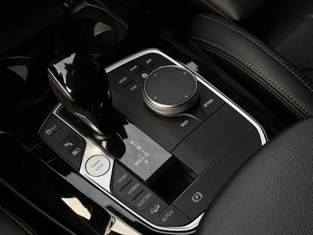 BMW X3 xDrive30e 2022 Hybride Benzine 20