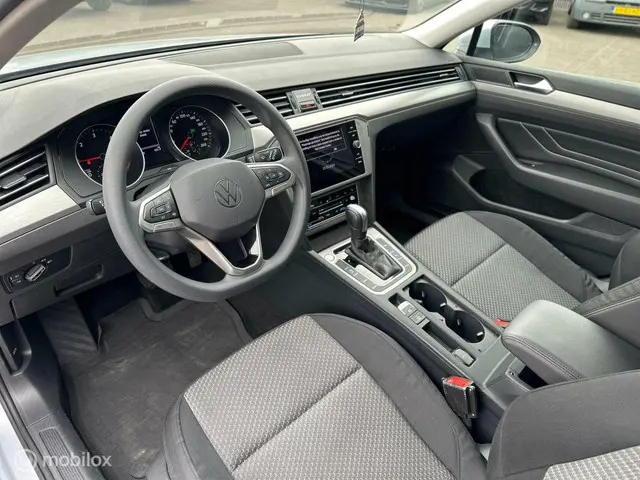 Volkswagen Passat Variant 2.0 TDI AUTOMAAT 2023 Diesel 12