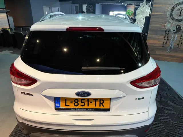 Ford Kuga | 1.5 Titanium | 2016 Benzine 30
