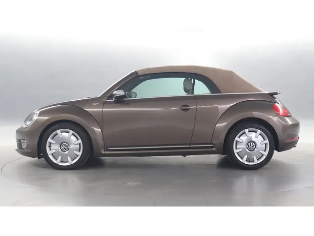 Volkswagen Beetle 2.0 TDI 140pk Design 2013 Diesel 14