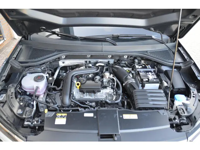 Volkswagen T-Roc 1.0 TSI Life Edition 2025 Benzine 86