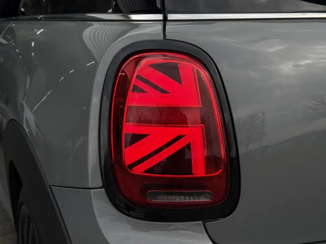 MINI Cooper 1.5 John Cooper Works 2019 Benzine 13