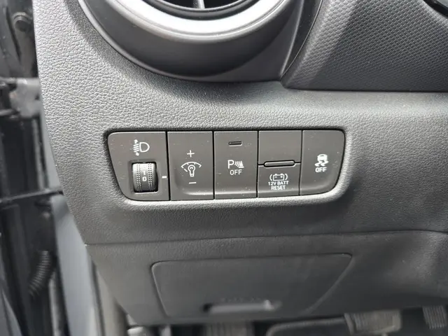 Hyundai Kona 1.6 GDI HEV Comfort 2021 Hybride Benzine 12
