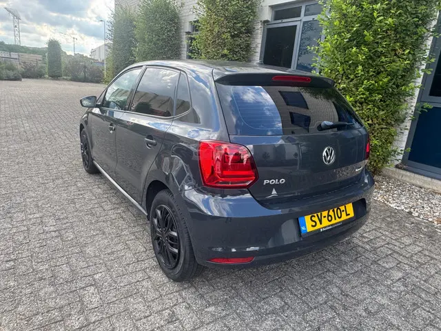 Volkswagen Polo 1.0 Comfortline 2015 Benzine 3