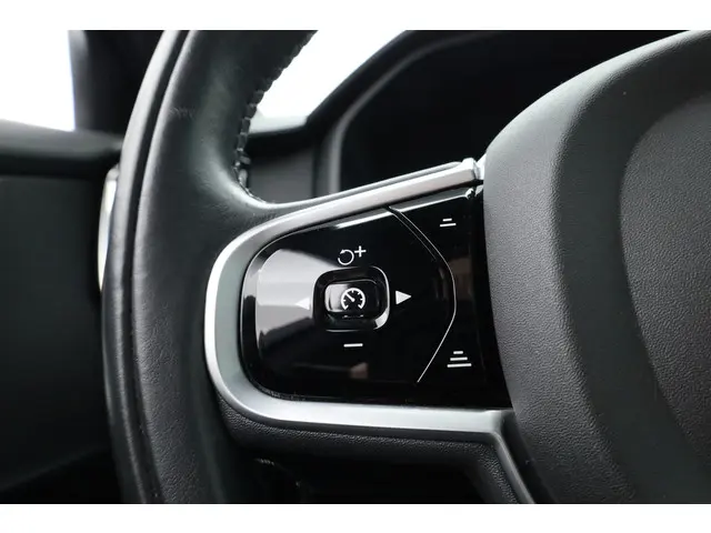 Volvo V90 Cross Country 2.0 T5 Pro 2018 Benzine 11