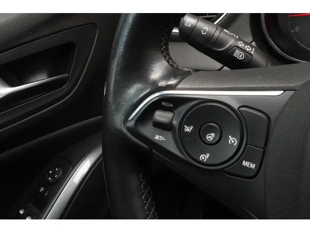 Opel Grandland X 1.2 Turbo Ultimate 2019 Benzine 21