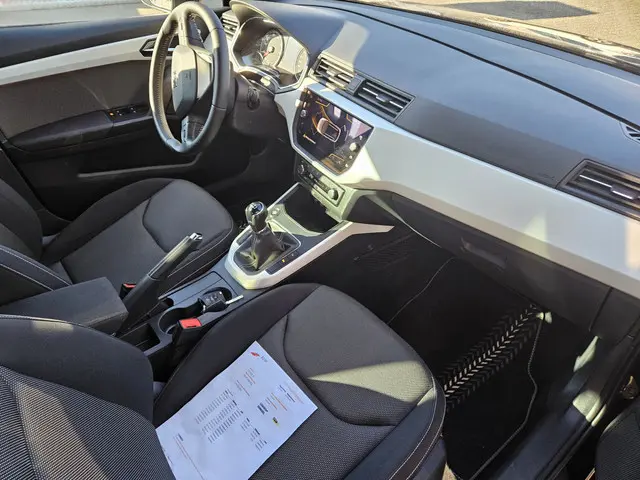 SEAT Arona 1.0 TSI Xcellence,camera,carplay 2018 Benzine 16