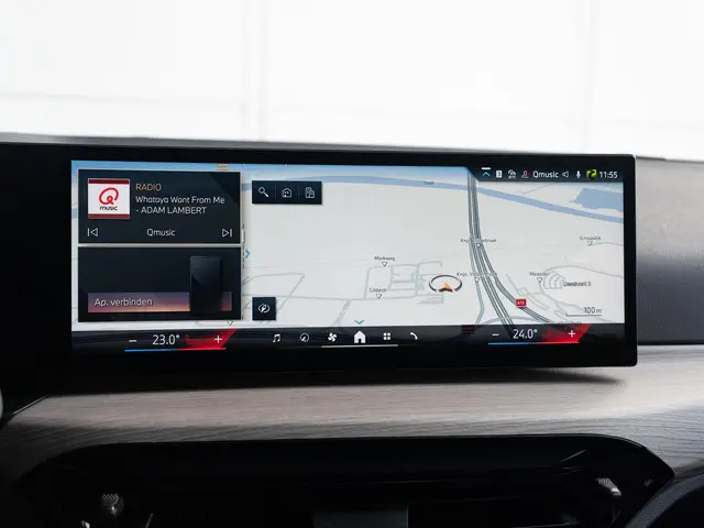 BMW 3 Serie Sedan 318i 2025 Benzine 28