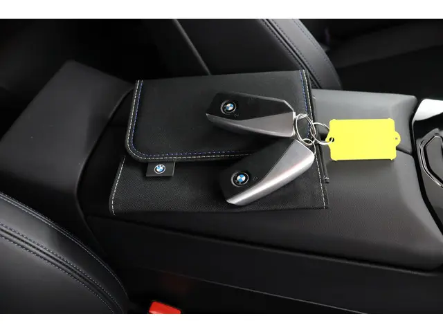 BMW 5 Serie Touring 520i 2025 Benzine 8