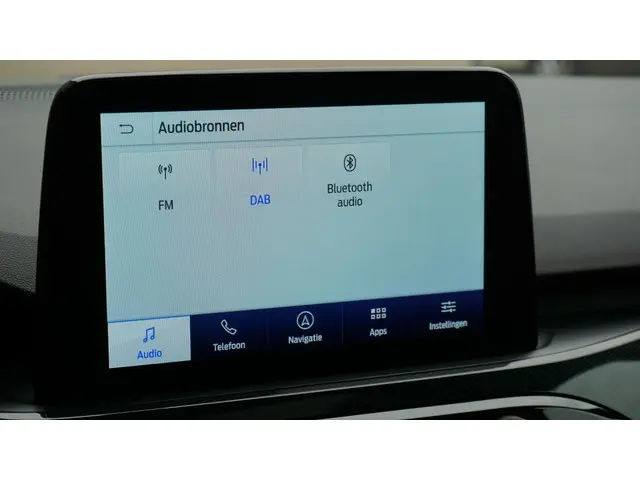 Ford Kuga 2.5 PHEV 224pk ST-line X 2023 Hybride Benzine 38