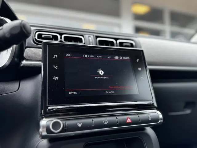 Citroën C3 PT 82 Shine 2017 Benzine 24