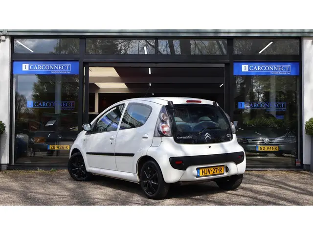 Citroën C1 1.0-12V Exclusive|Airco|Nw.APK! 2012 Benzine 3