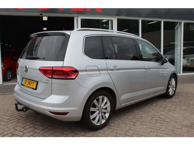 Volkswagen Touran 1.2 TSI Highline 7p 2016 Benzine 3