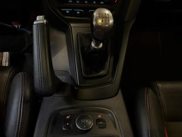 Ford Focus Wagon 2.0 EcoBoost ST-3 2013 Benzine 14