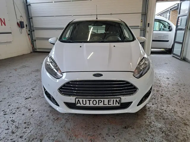Ford Fiesta 1.0 EcoBoost Titanium 2013 Benzine 2