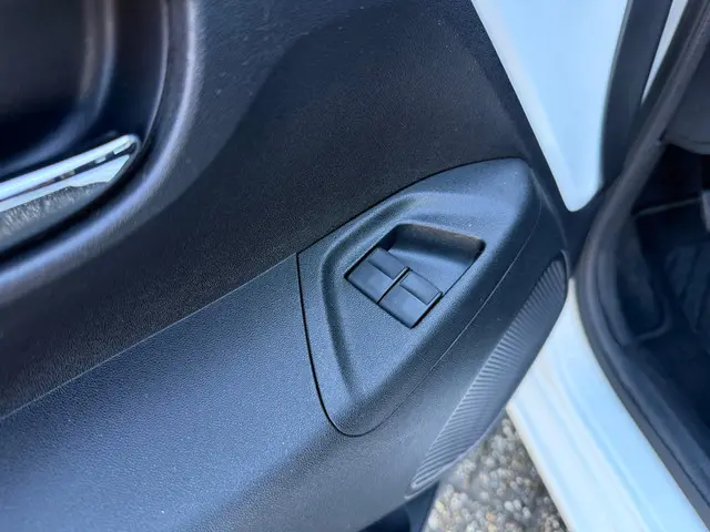 Peugeot 108 1.0 e-VTi Première 2014 Benzine 11