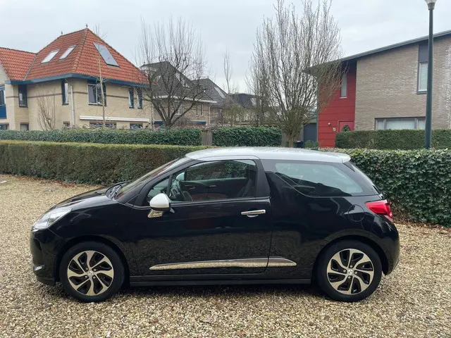 DS DS 3 1.2 PureTech So Chic 2017 Benzine 9