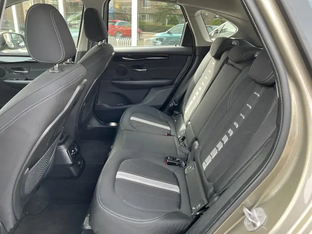 BMW 2 Serie Active Tourer 218i Sport 2015 Benzine 8