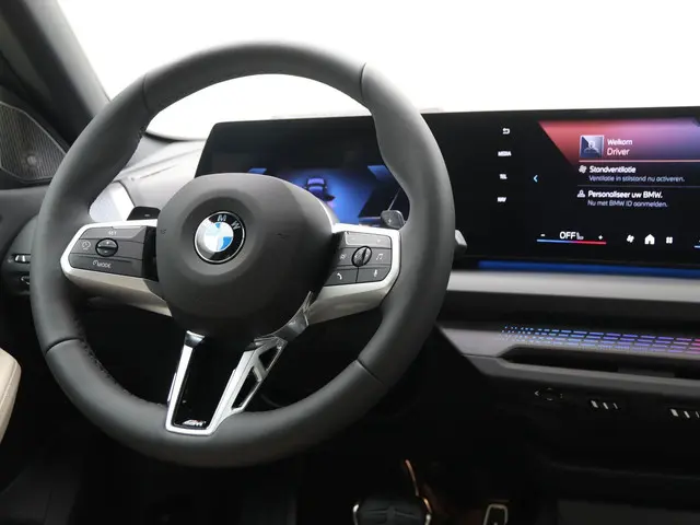 BMW 2 Serie Gran Coupé 220 2025 Benzine 2