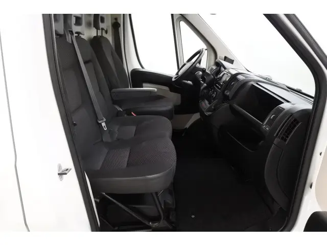 Peugeot Boxer 330 2.2 HDi L2H1 Profit+ 2014 Diesel 7