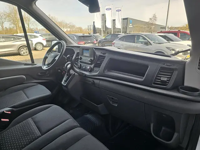 Ford Transit 350 2.0 TDCI L2H2 Trend 2023 Diesel 8