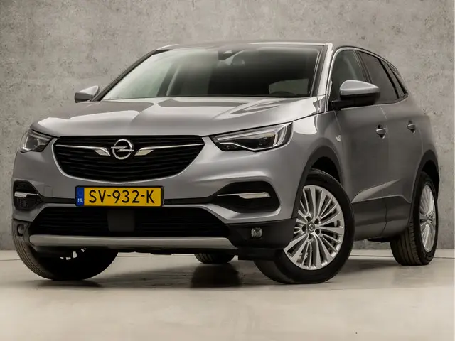 Opel Grandland X 1.2 Turbo Executive Sport 2018 Benzine