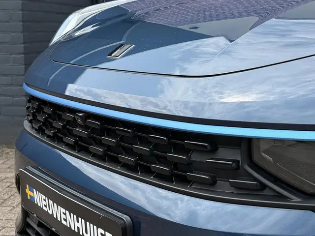 Lynk & Co 01 1.5 PHEV Business Edition 2025 Hybride Benzine 35