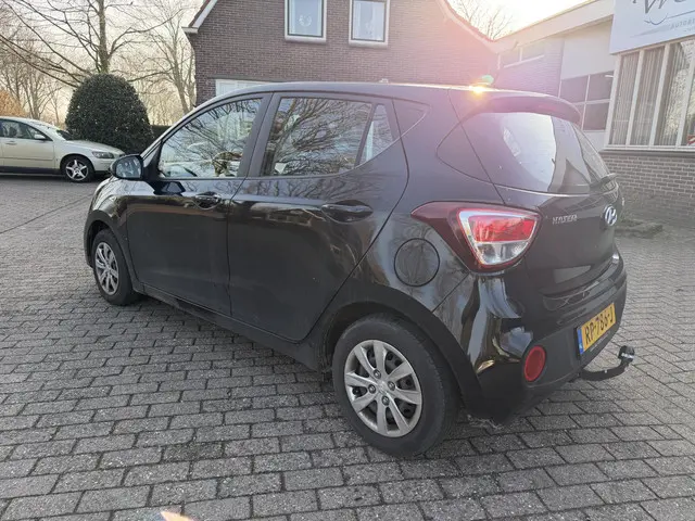 Hyundai i10 1.0i Comfort 2018 Benzine 2