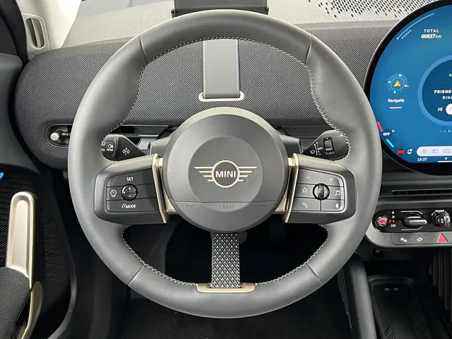MINI Aceman Mini E Classic S 42.5 kWh 2025 Elektrisch 11