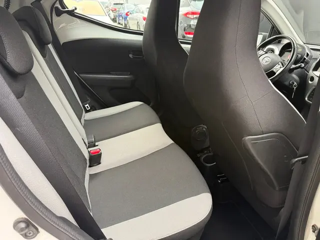 Toyota Aygo 1.0 VVT-i x-wave|Camera 2017 Benzine 23
